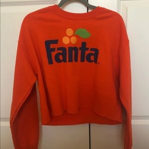 cropped Fanta sweatshirt